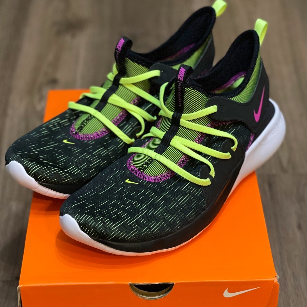 *NWT* Nike Flex Contact 3 / Size 11 / AQ7484 001